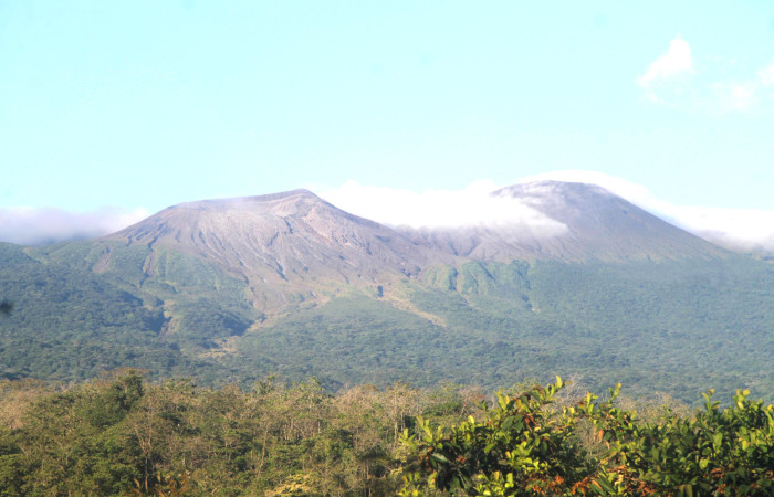 Fig. 1. Volcán Rincón de la Vieja, Cordillera Volcánica de Guanacaste, ACG. Foto, Pablo Umaña el 22 de mayo, 2023. 
