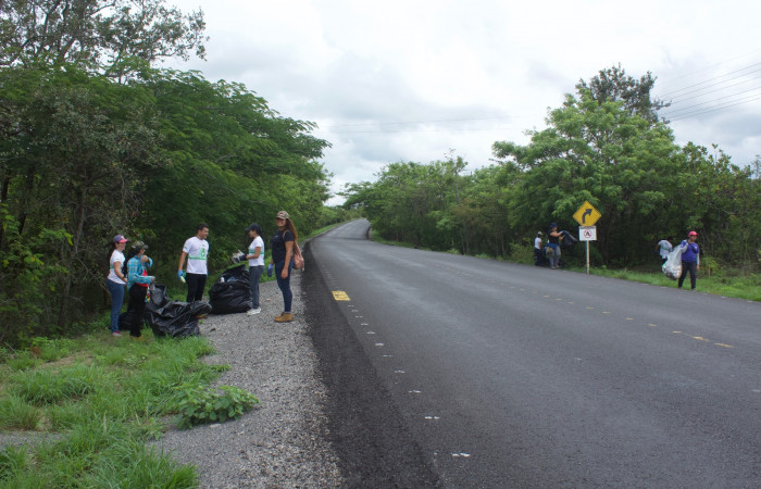 Carretera interamericana norte, 29 de mayo 2018, fotografía: Melissa Espinoza R.