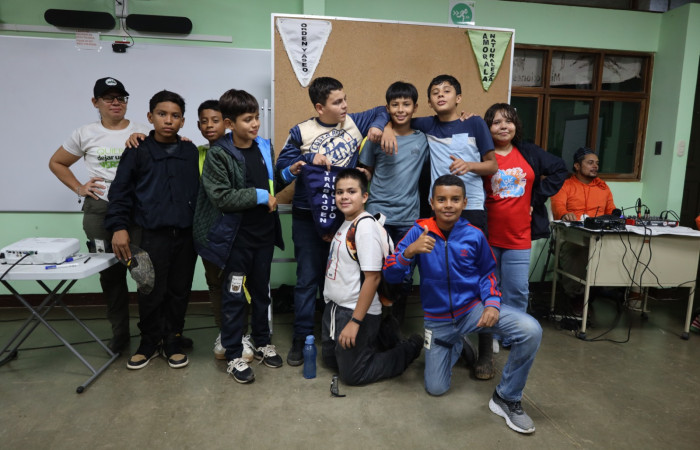 Equipo Manta.  Fuente: Melissa Espinoza, 2025.