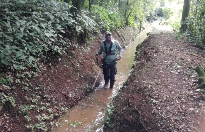 Mantenimiento en toma de agua Sector Santa María, Volcán Rincón de la Vieja