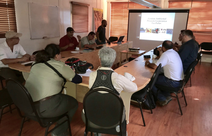 Presentación de Gestión Ambiental Proyecto Geotérmico Las Pailas por Farrel Ruiz, Paillas II, 25 de enero 2018, Fotografía: Roger Blanco