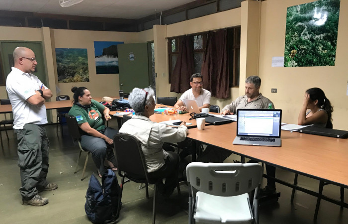 Reunión-conversación sobre aspectos varios de ACG, Sector Santa Rosa, 27 de enero 2018, Fotografía: Roger Blanco