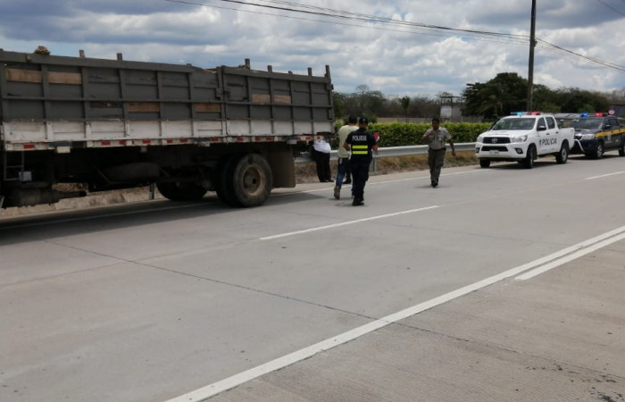 Ruta Bagaces - Cañas  22 de Mayo 2020  Fotos:  Brigada de Control, Seguimiento y Aprovechamiento Forestal (BCAF.PSA)
