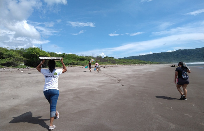 Estudiantes UTN y UNA  Foto: Johan Martínez Navarrete